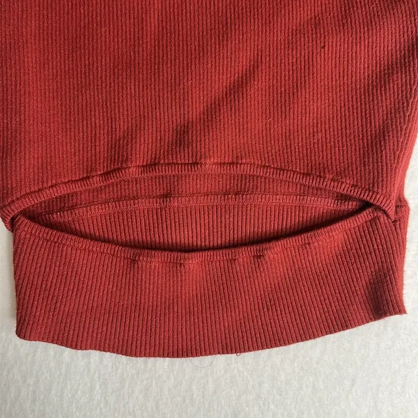 Aritzia Wilfred Cut Out Ribbed Top - Image 3