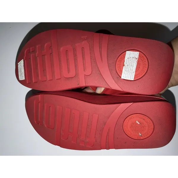 Fitflop‎ Sandals Deco Cha Cha Red Beaded Toe Thong Wedge T Strap Sandal Size 7 Z - Image 3