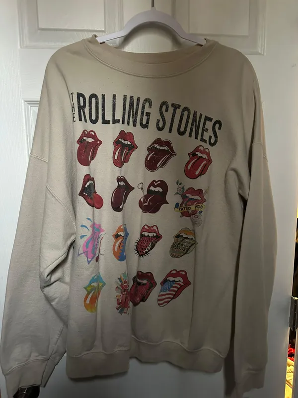 Altar’d state Rolling Stones crew neck Size XL - Image 4