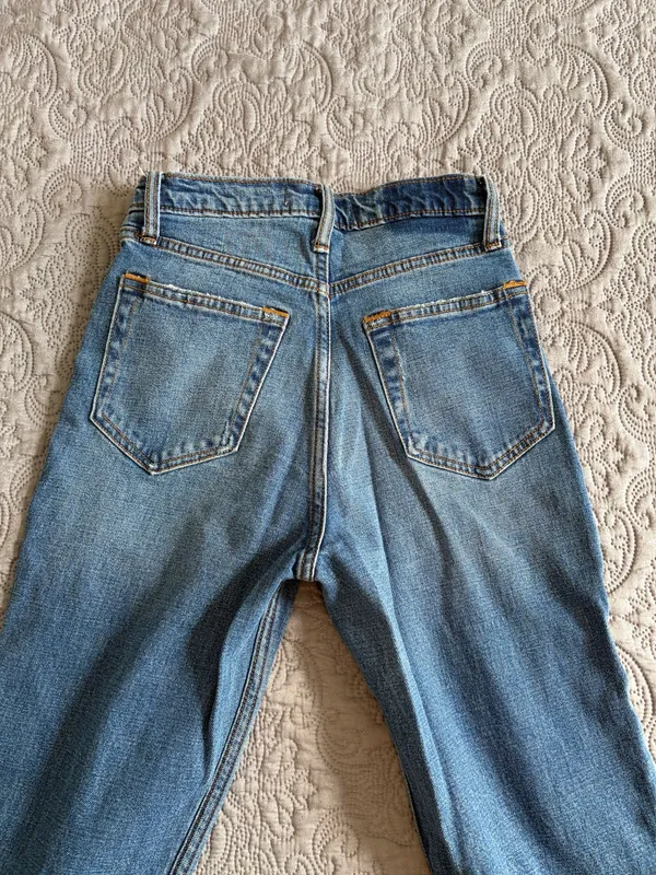 Abercrombie Jeans - Image 4