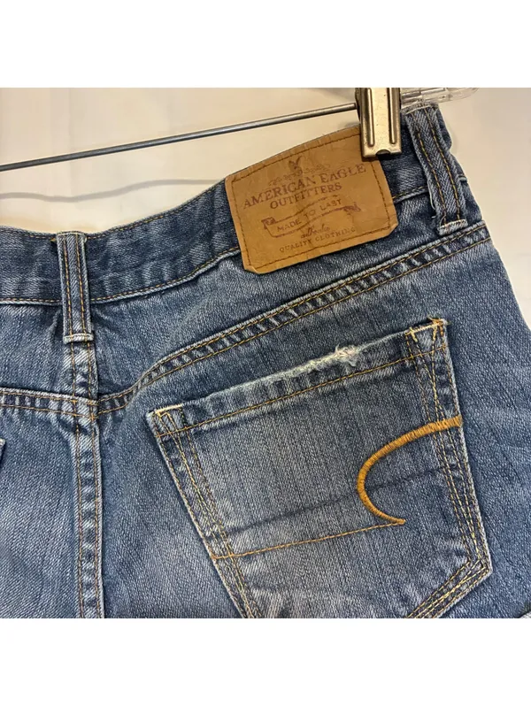 American Eagle Womans Low Rise Y2K Cuffed Jean Shorts Indie Sleaze Size 4 - Image 6