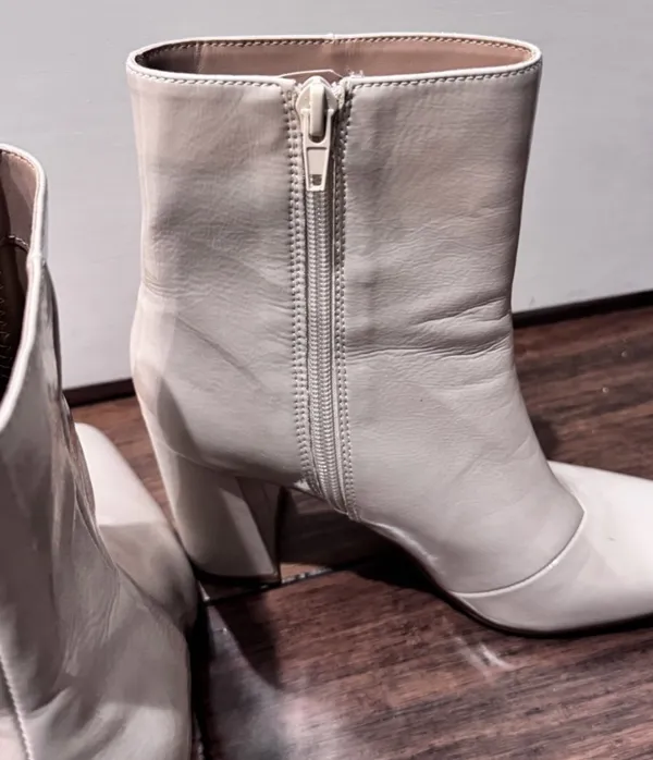 Steve Madden 'Taryn' Nude Patent Square Toe Block Heel Ankle Boots - Image 3
