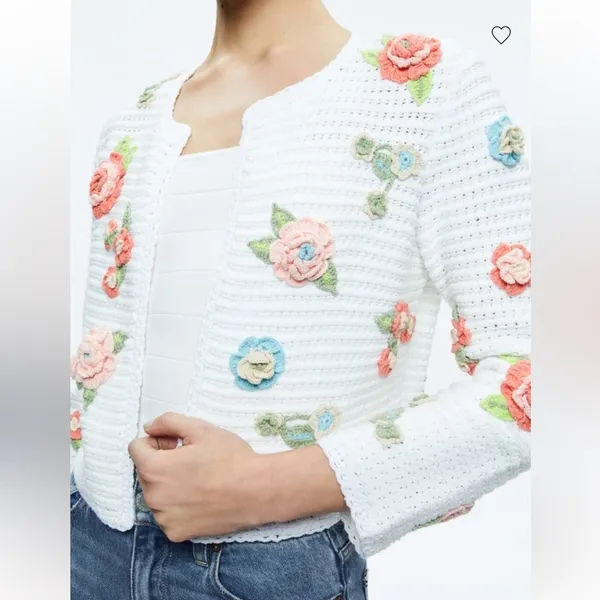 NWT Alice + Olivia ANDERSON CARDIGAN White Multi Roses M - Image 5