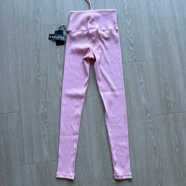 Strut This The Aubrey Ankle Leggings Womens Small Tiny Fit Chalk Pink Ribbed - Image 4