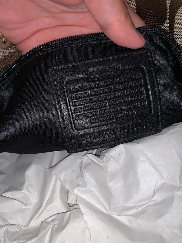 Coach Hand Bag - Image 5