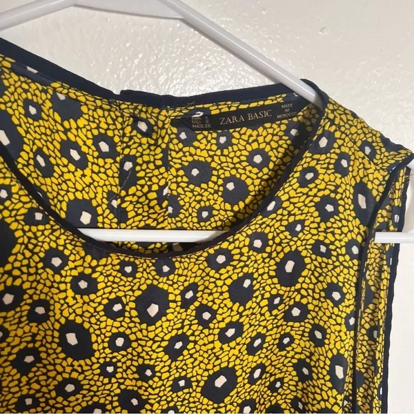Zara Womens Size Small Sleeveless‎ Shift Dress Yellow Navy White Geo Button Back - Image 10