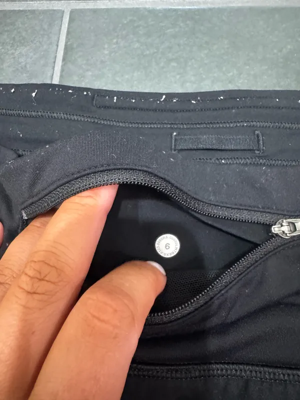 Lululemon Speed Up Shorts High-Rise 2.5" - Image 4