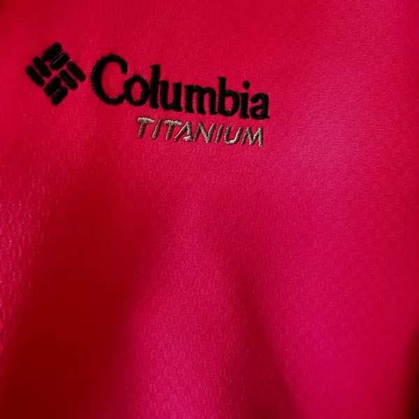260. Columbia large hoodie pink omnishield - Image 4