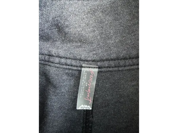 FREE PEOPLE Movement Gray Sweat Shorts Size Small - Image 6