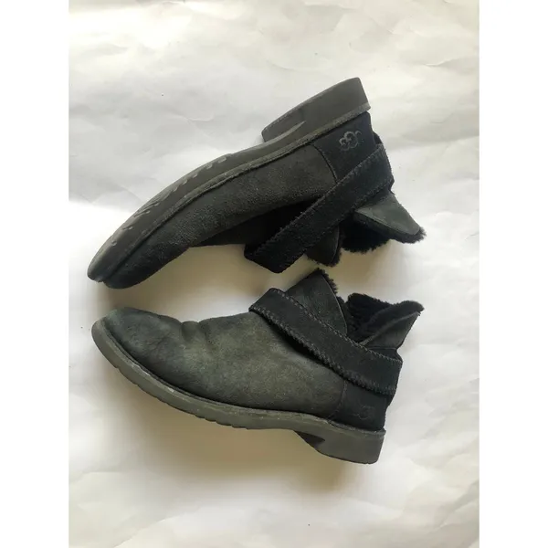 Ugg McKay Boots Black Size 8 - Image 5