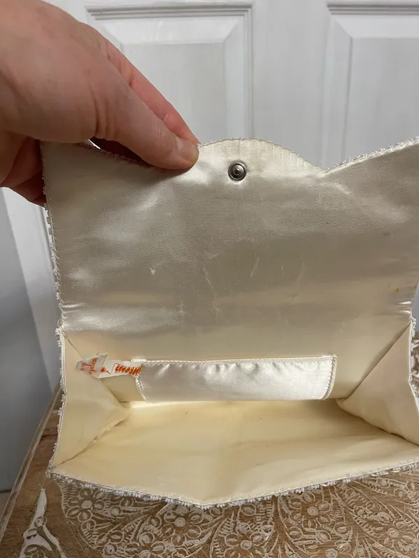 La Regale Beaded Ivory Sequin Envelope Clutch - Image 8