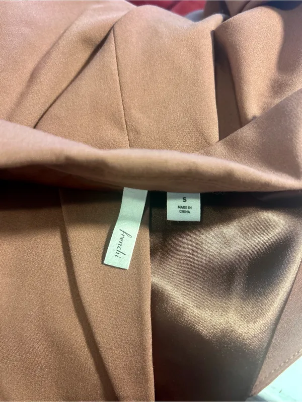 Frenchi Cropped Blazer in Rust Brown - Image 4