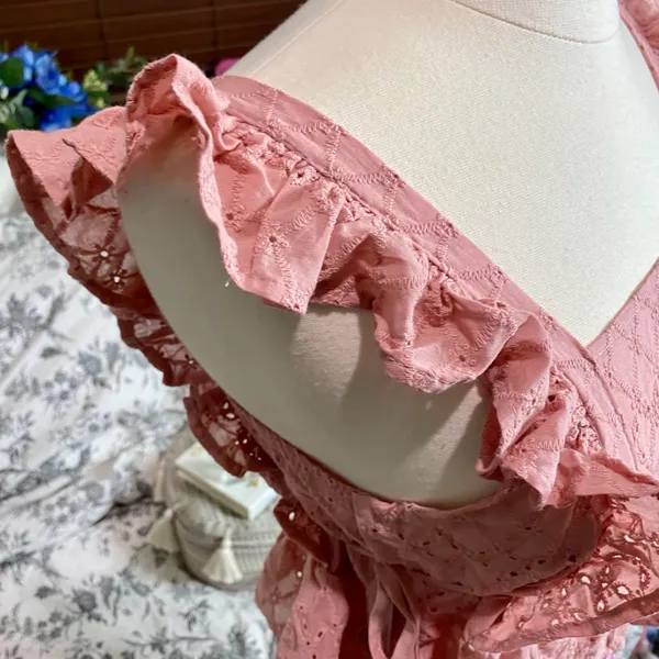 Boutique NEW Pink Eyelet Top - Image 9