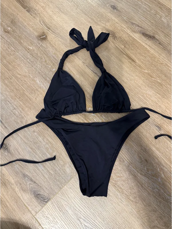 Monday swimwear black bikini Size L - Image 3