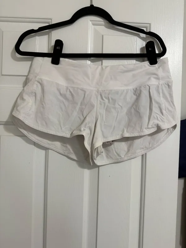 Lululemon Speed Shorts 2.5" Up Low-Rise - Image 3
