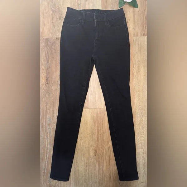 American eagle Women's Black Skinny Jeans - Image 2