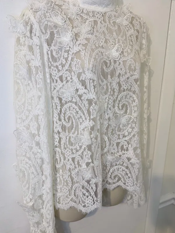 INA White Lace High Neck Blouse 3D Butterflies Size L Back Zipper - Image 6