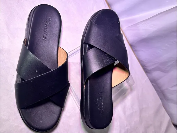 Madewell Black Crossband Leather Slide Sandals - Image 3