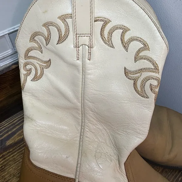 Ariat Tan And Cream Cowboy Boots Size 7.5‎ B - Image 5
