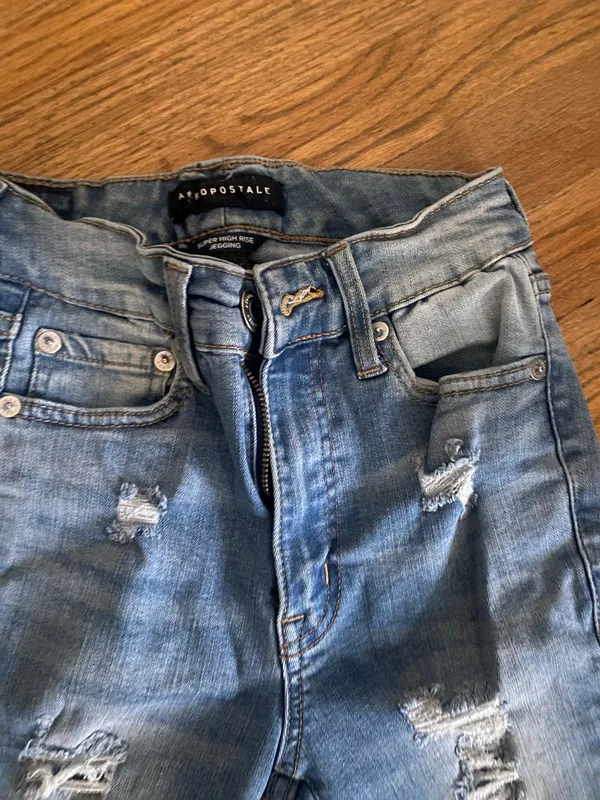 American Eagle Jeans - Image 2
