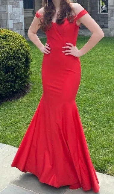 Sherri Hill Red Gown Prom Dress - Image 4