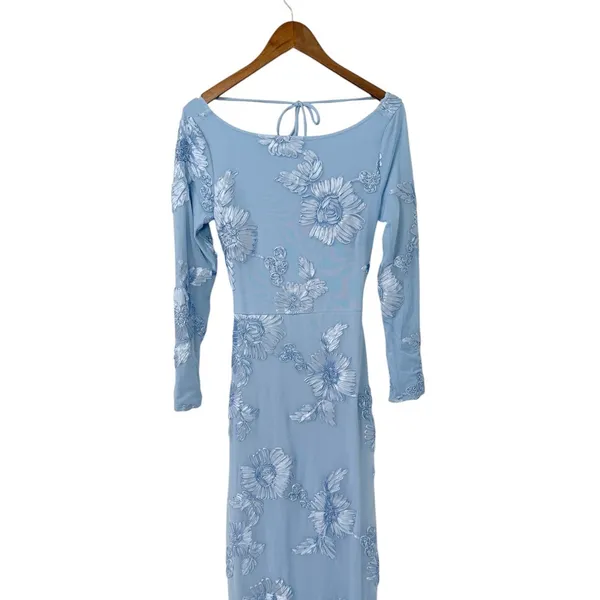 Lulus Josephine Light Blue Floral Applique Mesh Maxi Dress size M NWT - Image 7