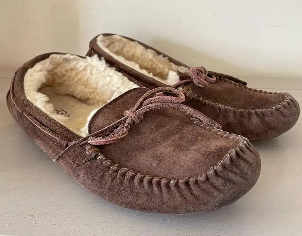 UGG Suede Shearling Moccasin Slippers Dark Brown size 8 - Image 3