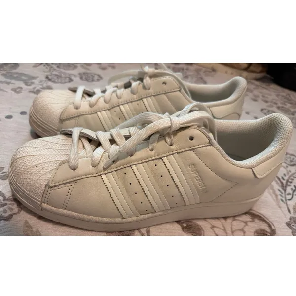 Adidas Superstar Off-White Women’s Size 9 Sneaker H03916 Low Top Shell Toe - Image 3