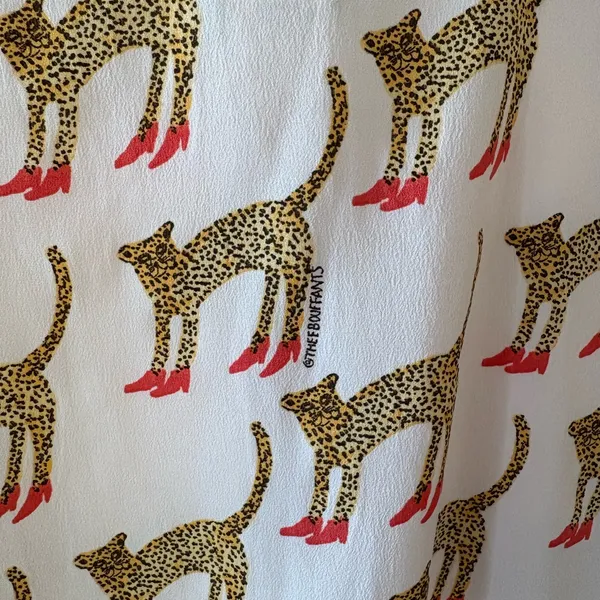 BOUFFANTS & BROKEN HEARTS High Heel Leopard Pajama Short Set Size M - Image 4