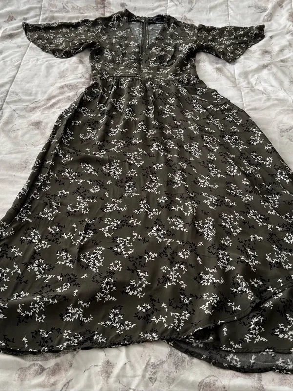 French Connection charcoal grey Floral Maxi Dress, size 2 faux wrap V-neck chic - Image 13