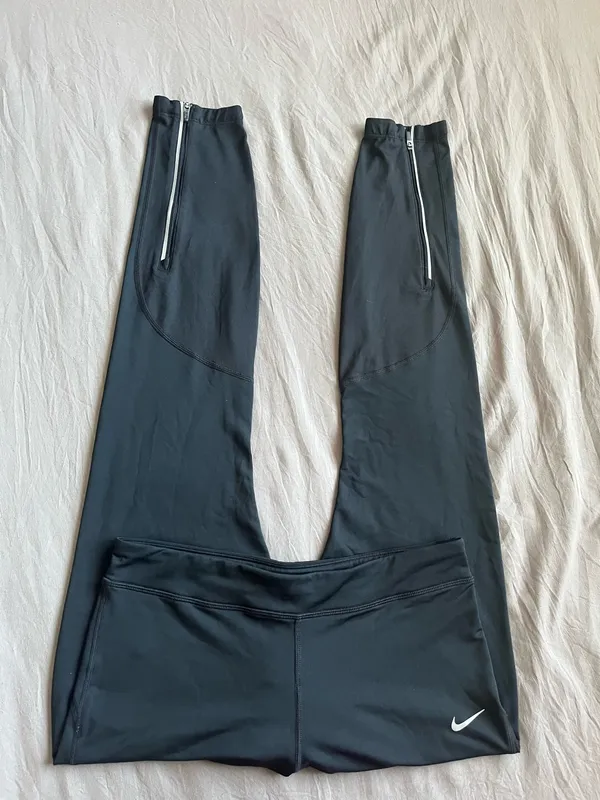 Nike Dri-Fit Essential Running Leggings - Image 3