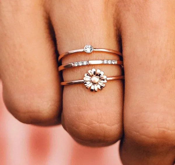 Pura Vida Daisy Pickin Ring Stack - Image 2