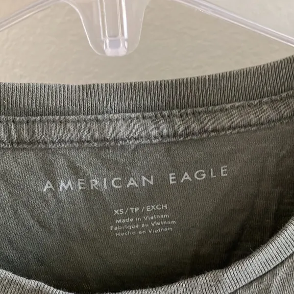 FINAL MARKDOWN American eagle tee xs - Image 3