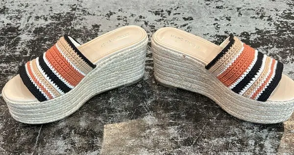 Marc Fisher Multi Color Crochet 3" Platform Wedges Size 7.5 - Image 6