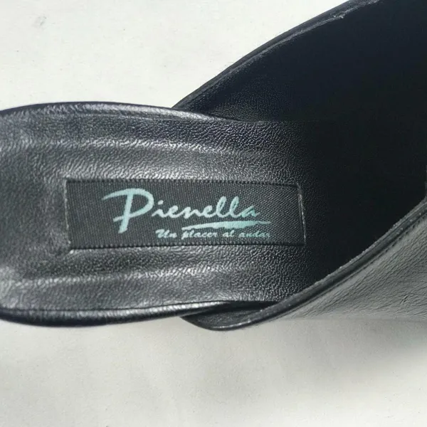 Pienella Blk Point Kitten Heel clog boot Size 7 - Image 6