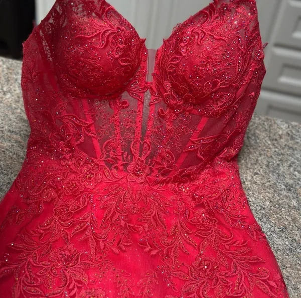 Ellie Wilde Prom Dress - Image 4
