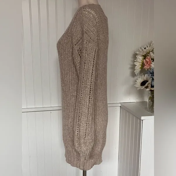 American Eagle Cream Long-sleeve Sweater Dress - Image 3