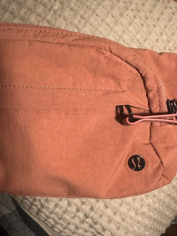 Lululemon Everywhere Belt Bag - Image 2