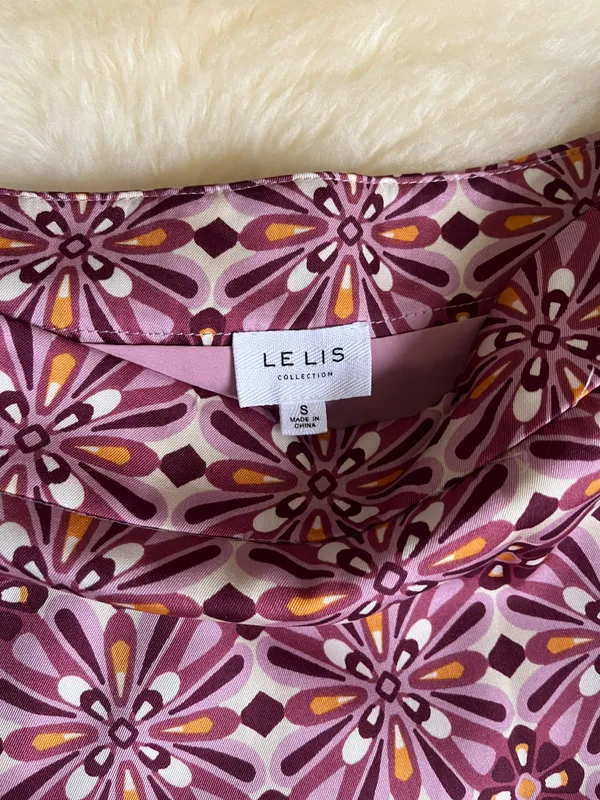 Boutique Pink Floral Skirt - Image 2