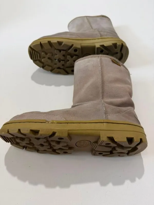 Vintage Emu Ridge Australia Suede Wool-Lined Mid-Calf Winter Boots - Image 2