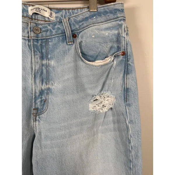 Abercrombie & Fitch The Mom High Rise‎ Curve Love Sz 30/10 Distressed Light Wash - Image 2