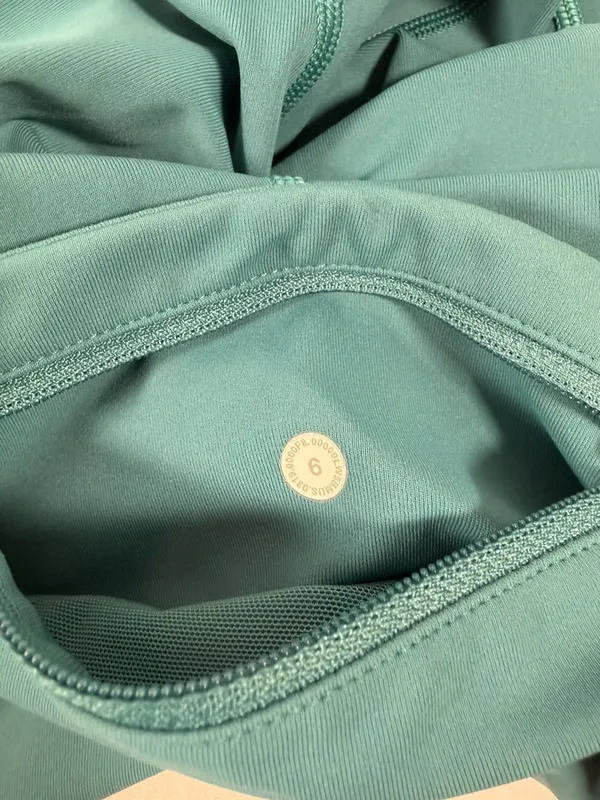 Lululemon Speed Up Tight 28" *Full-On Luxtreme Women's Sz 6 Teal - Image 4