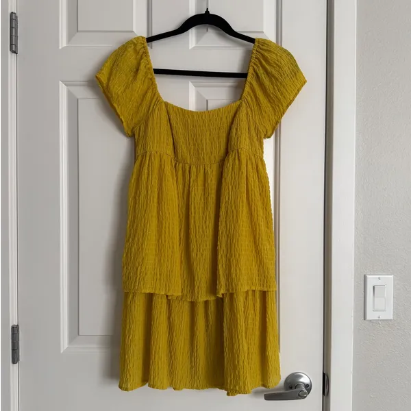 RTR Now Yellow Smocked Babydoll Mini Dress XS Puff Sleeve‎ Textured Cottagecore - Image 4