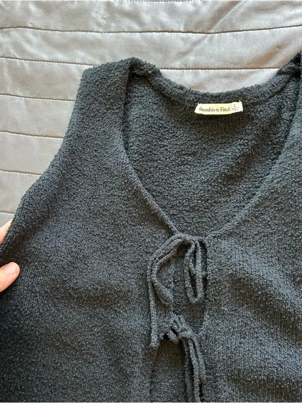 Abercrombie & Fitch Tie Knit Vest Womens Large - Image 4