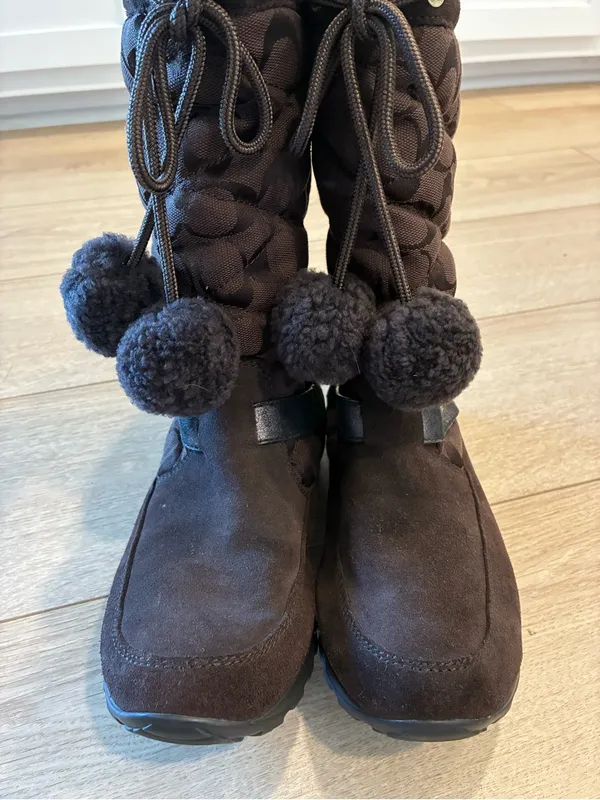 Coach Women’s Juniper Boot Quilted Brown Suede Signature Logo Size 8.5 - Image 4