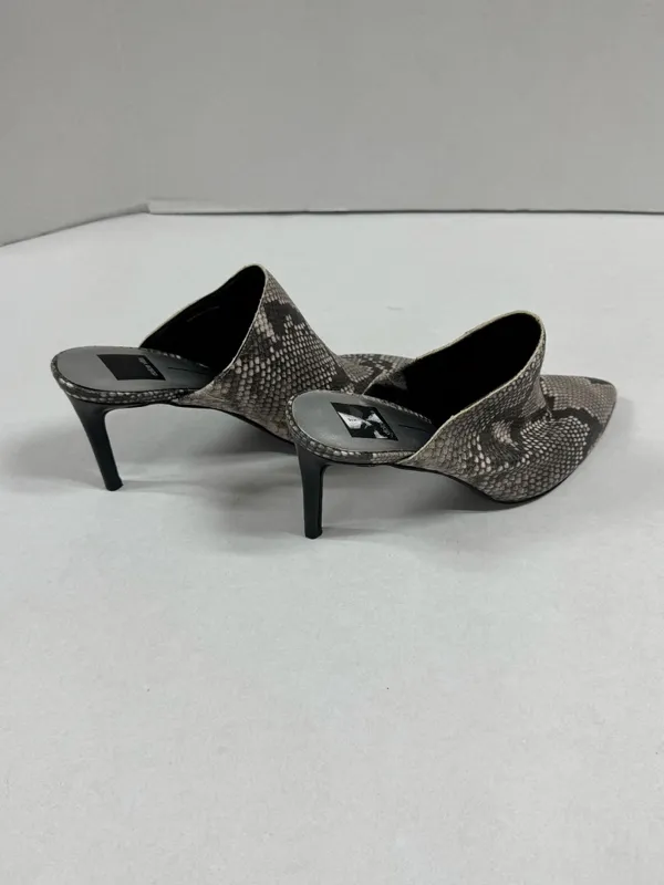 Dolce Vita‎ Women's Stiletto Sandals Snakeskin Pointed Toe Slip On - Size 8. - Image 11