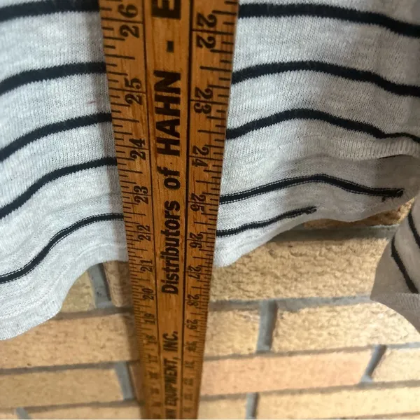 Vince Round Neck Long Sleeve Knit White & Black Striped Cotton Top Size Small - Image 7