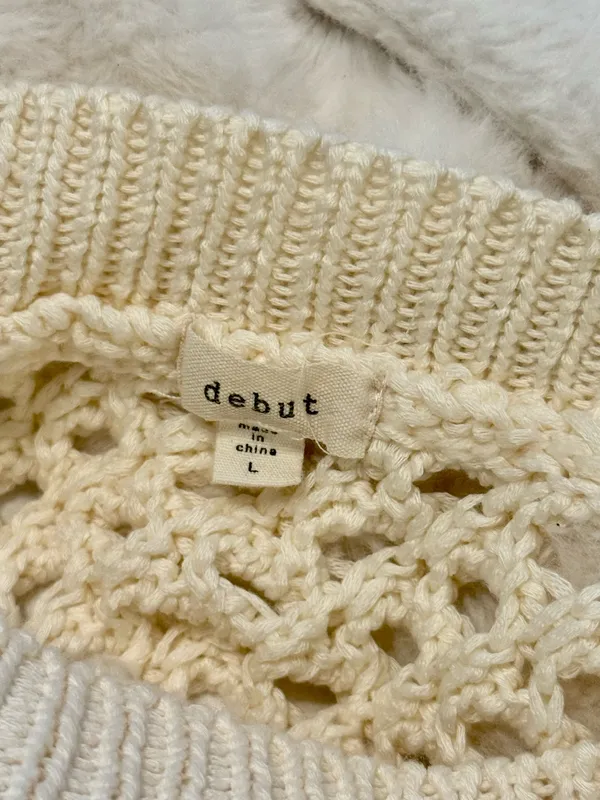 Debut Long sleeve crochet top - Image 3