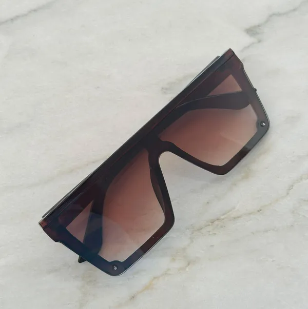 Flat Top Sunglasses Brown - Image 6