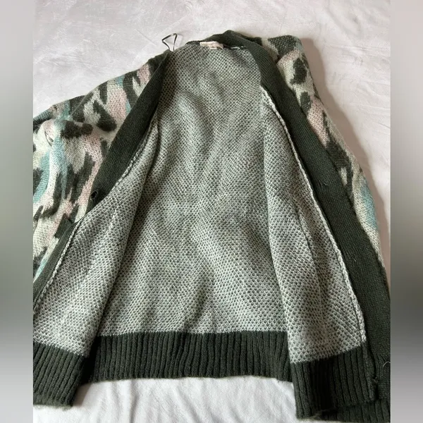 Mystree Womens Soft Cardigan Sweater Size Medium Button Up Pockets Multi Pattern - Image 9